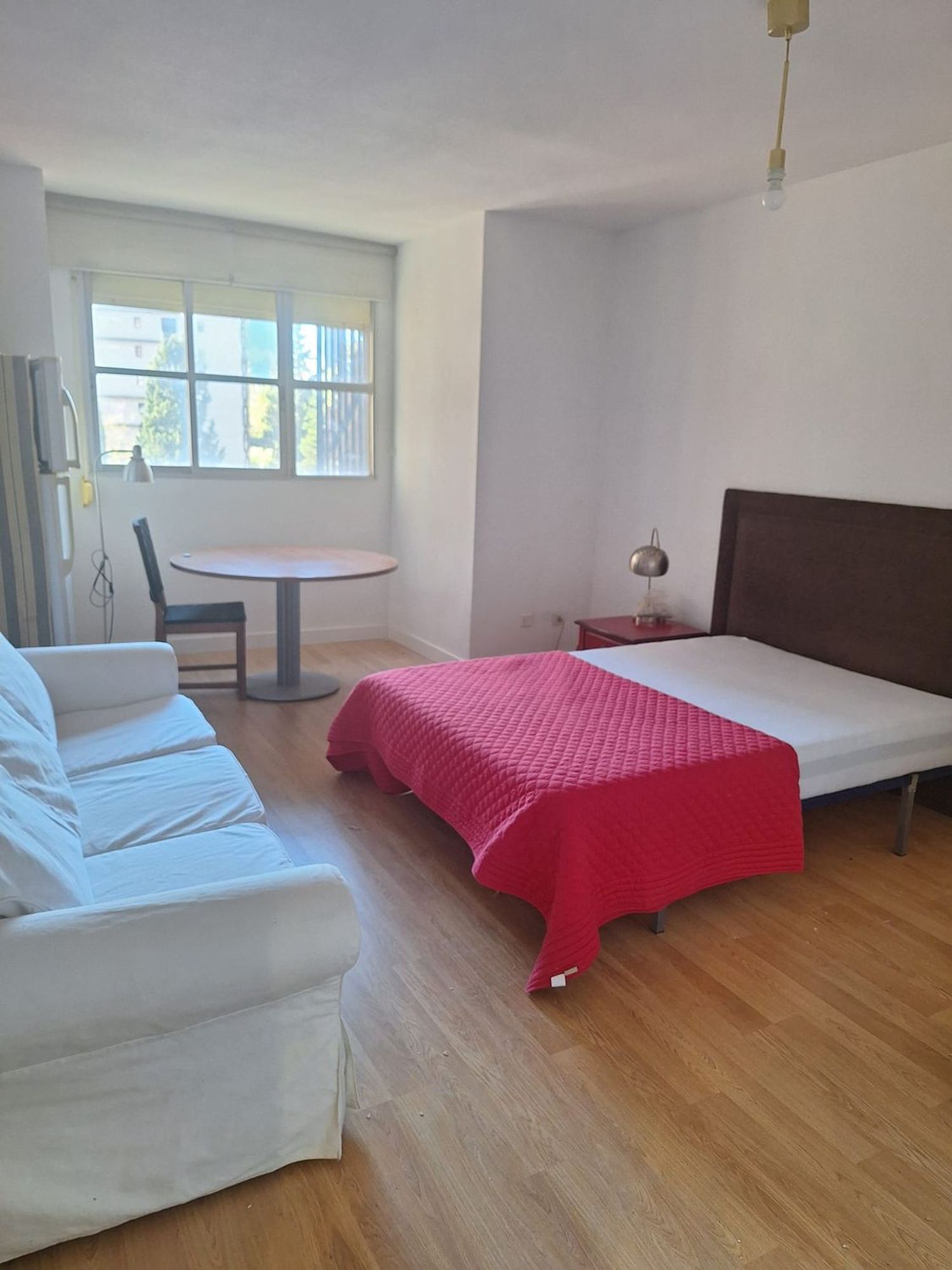 Piso en Alquiler en Calle de Burgos 16 - Imagen 2