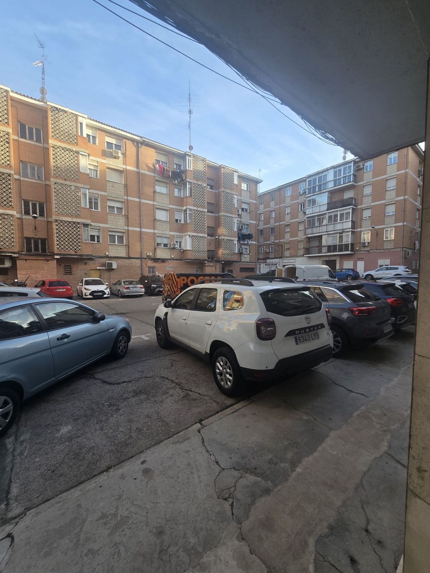 Piso en Venta en Calle de Ofelia Nieto 83 - Imagen 2