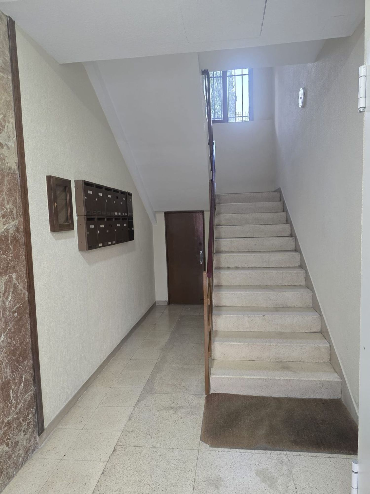 Piso en Venta en Calle de Ofelia Nieto 83 - Imagen 3