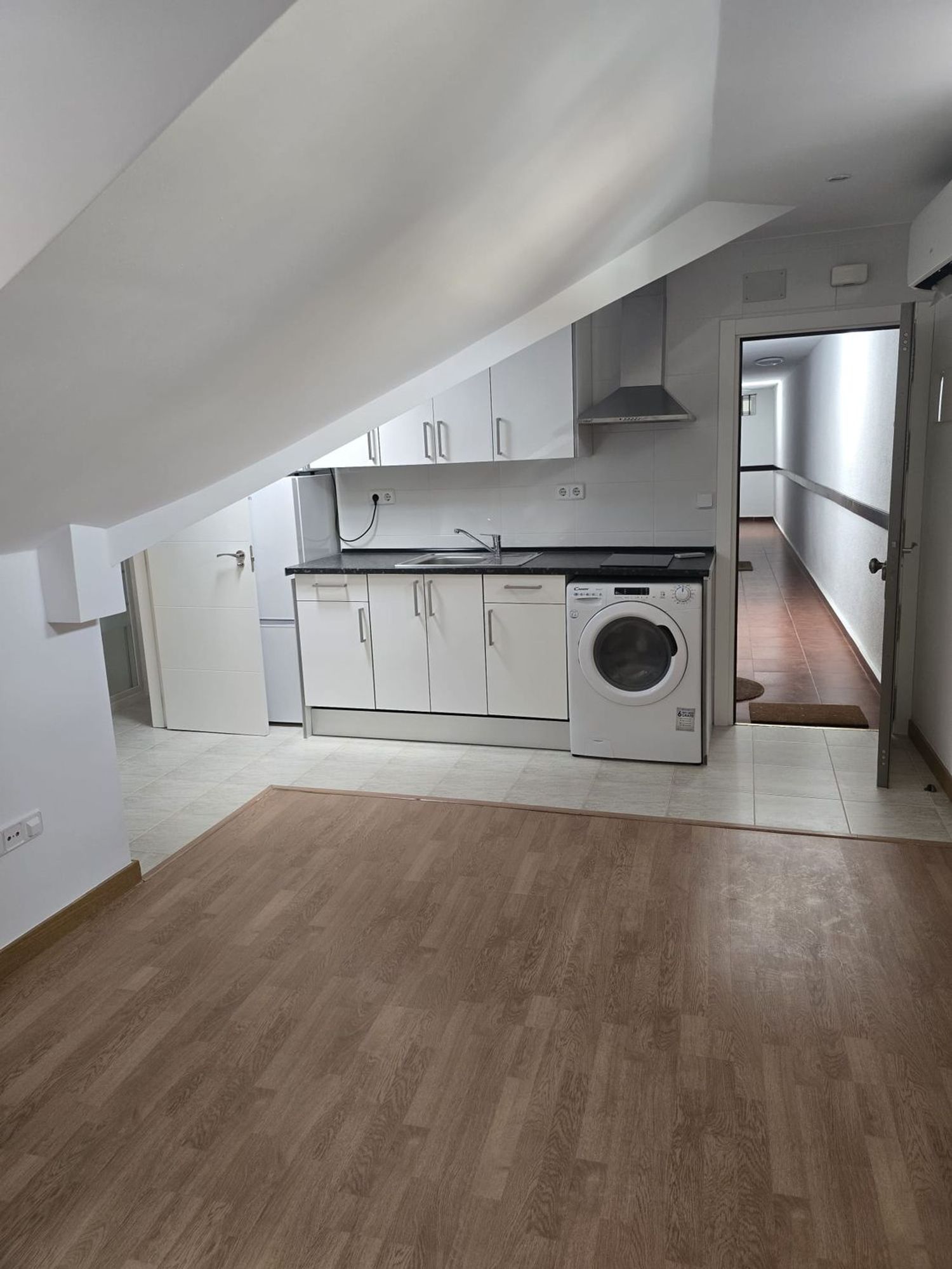 Ático / Estudio en Alquiler en Calle de Núñez de Arce 45 - Imagen 13