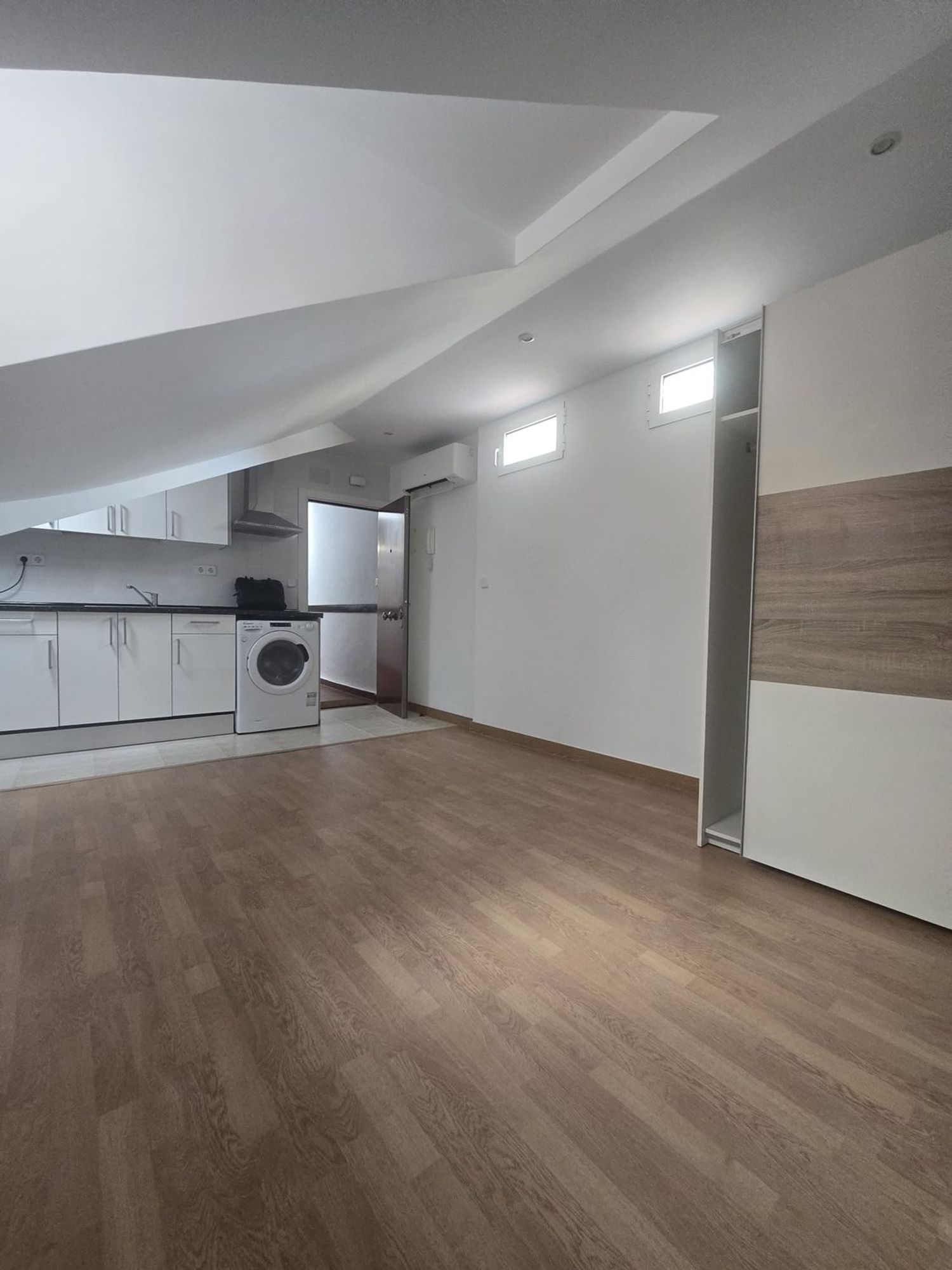 Ático / Estudio en Alquiler en Calle de Núñez de Arce 45 - Imagen 19