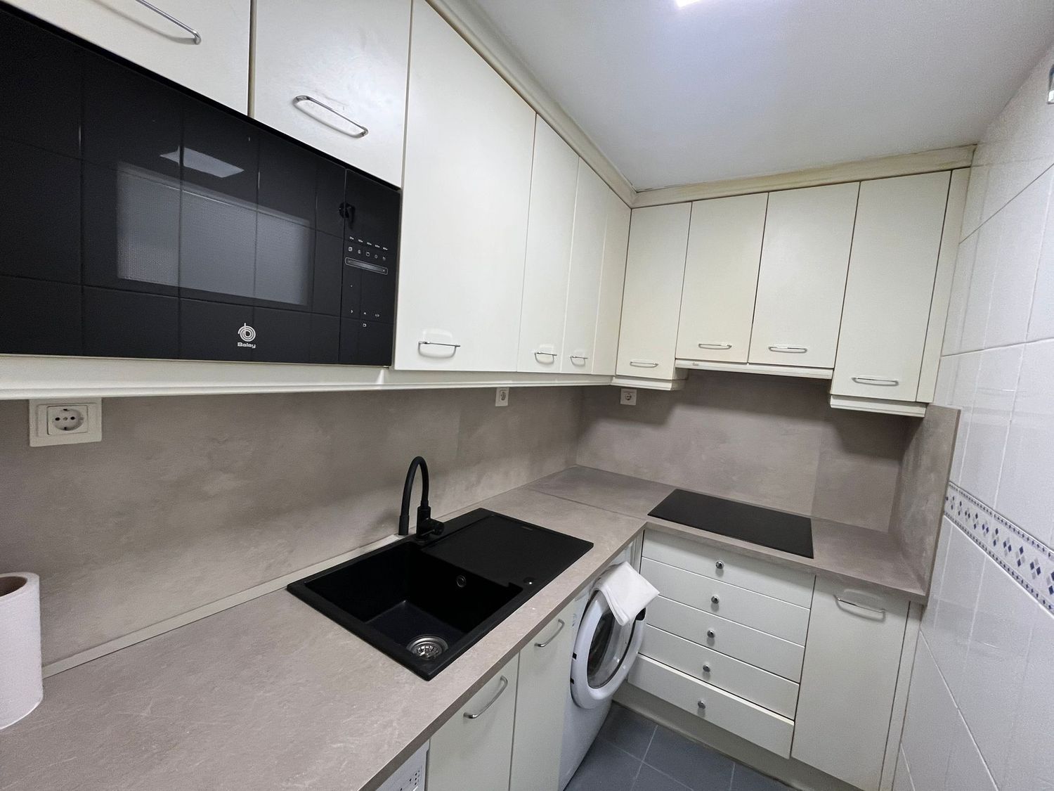 en Alquiler en Calle de Rafael Bergamín 1 - Imagen 2