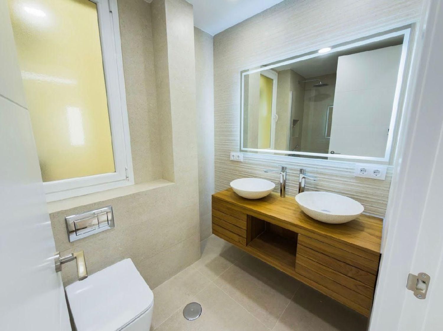 en Venta en Calle de Fernán González 38 - Imagen 18