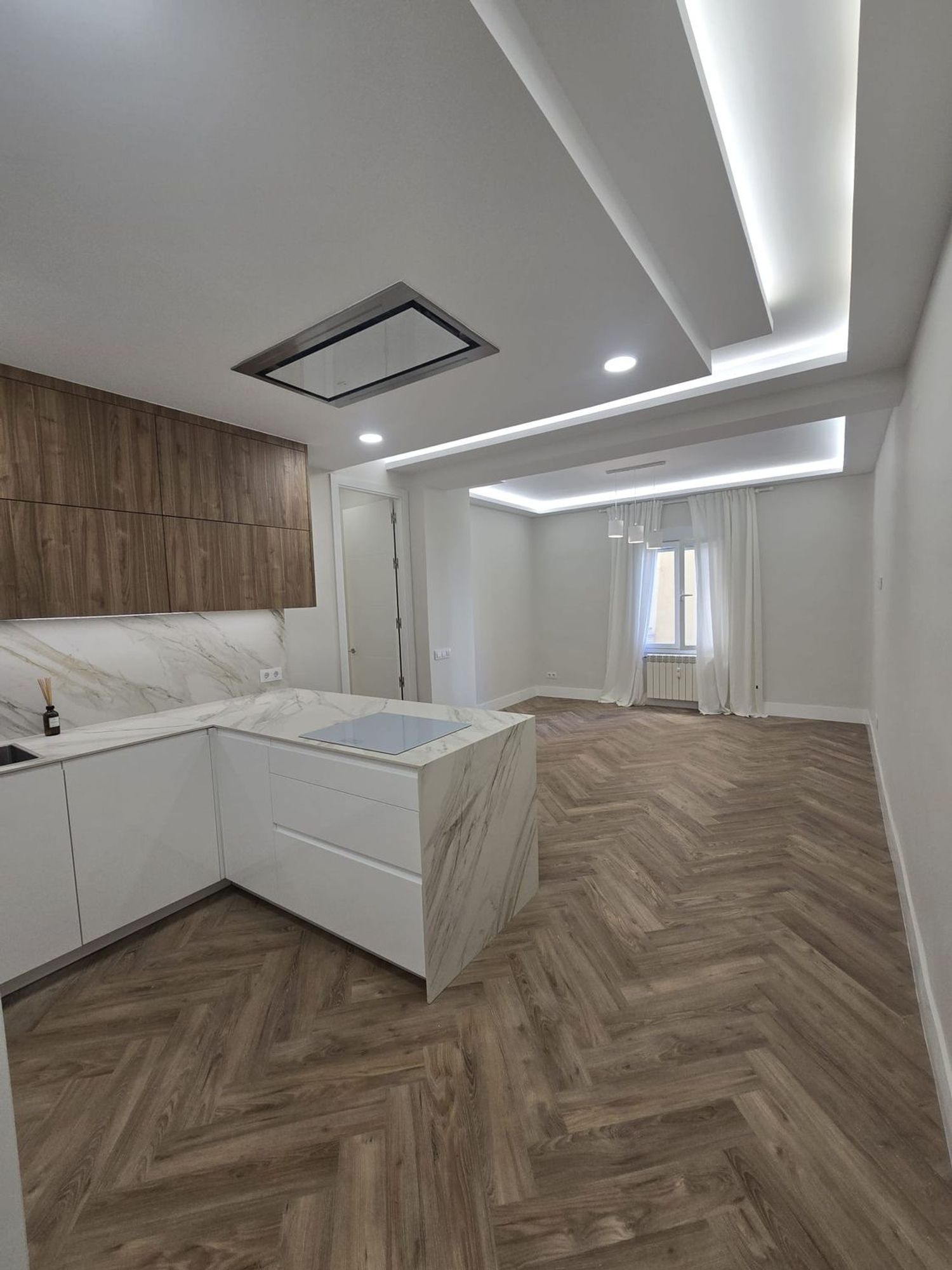 en Venta en Calle de Fernán González 38 - Imagen 30