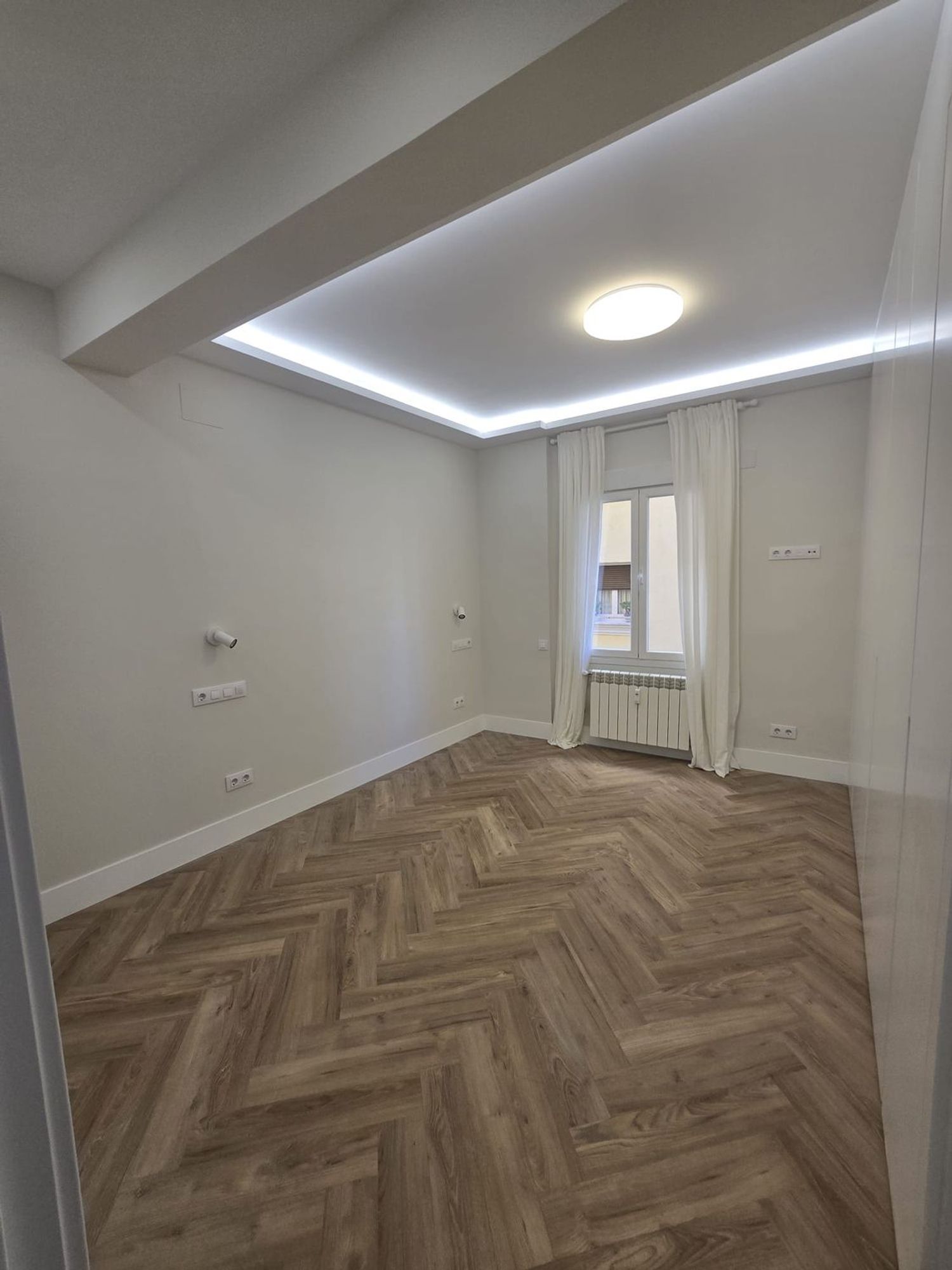 en Venta en Calle de Fernán González 38 - Imagen 32